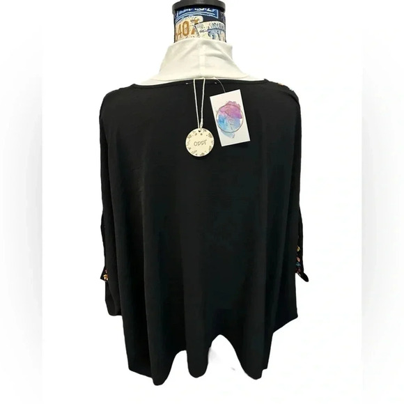 ODDY Women’s Black & Embroidered Poncho Size 2XL New with tags - Picture 5 of 12